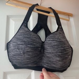 36DD incredible by Victoria’s Secret sports bra
